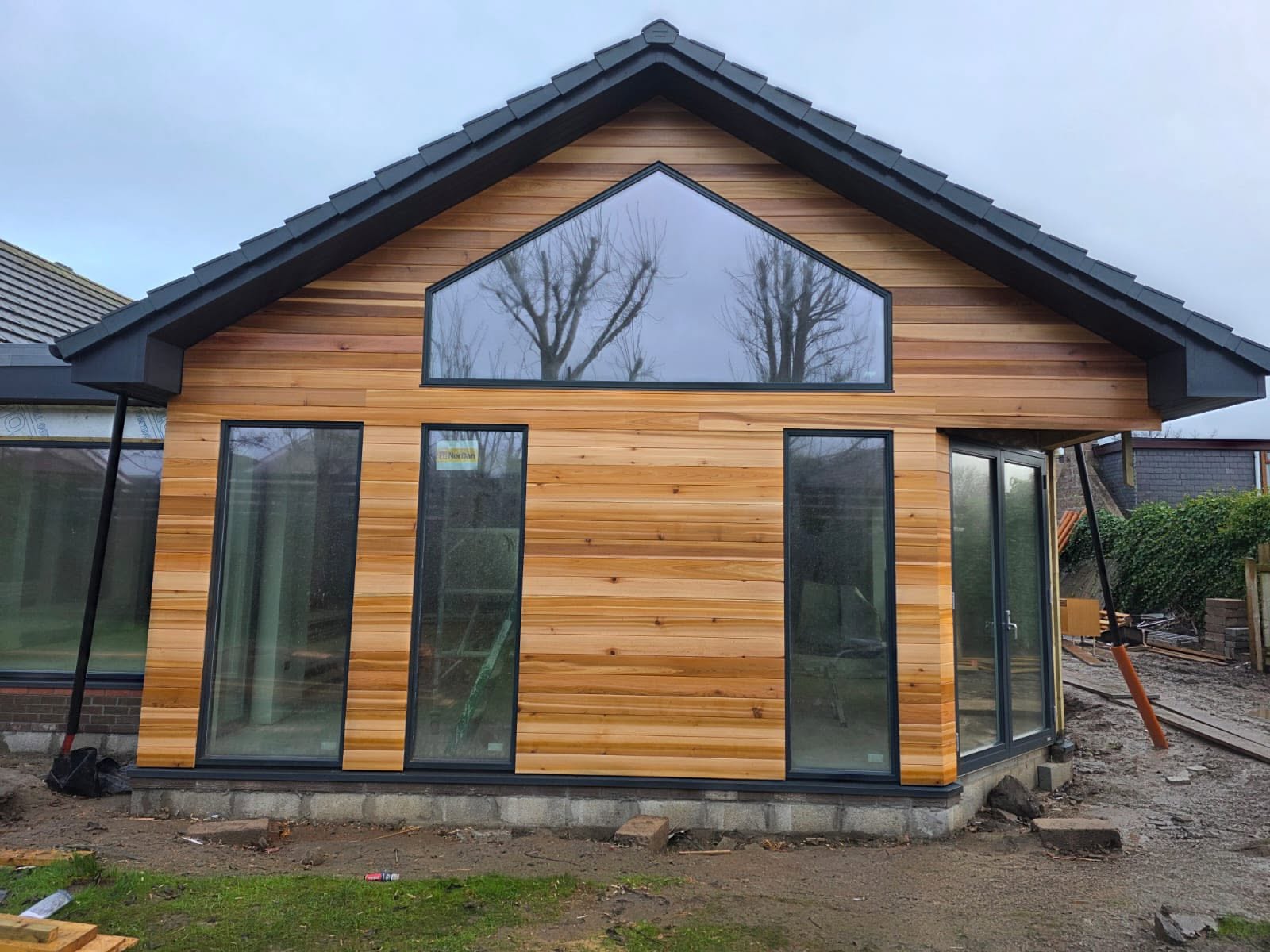 Timber-clad extension